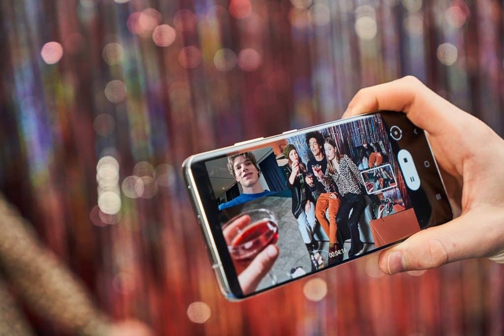 รวมฟีเจอร์เด็ดกล้อง Samsung Galaxy S21 Series 5G สุดอัจฉริยะ ที่ ‘สายทำคอนเทนต์’ เป็นต้องปลื้ม!