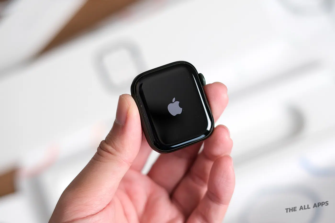 พรีวิว Apple Watch Series 7 ตัวเรือนอะลูนิเนียม สีเขียว ขนาด 45 มม. รุ่น GPS + Cellular