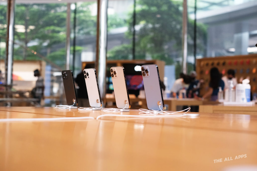 วันนี้วางจำหน่าย iPhone 13 วันแรกในไทย พาชมตัวเครื่อง ทุกรุ่นทุกสีจาก Apple Store Central World