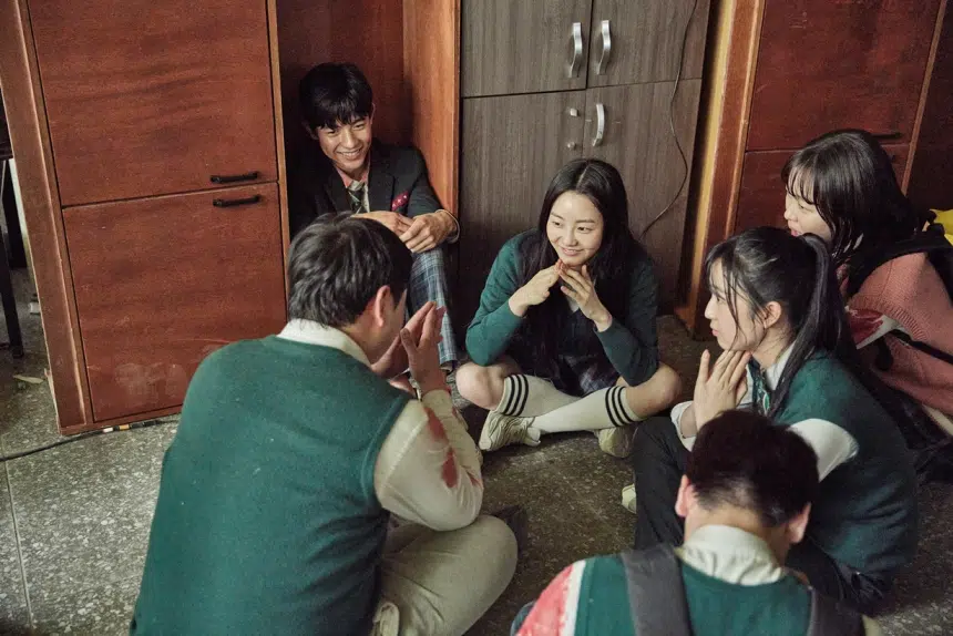 “ซีรีส์ซอมบี้ที่ดีที่สุดในรอบหลายปี” มัธยมซอมบี้ (All of Us Are Dead) ทะยานติดอันดับ Netflix Top 10 ใน 91 ประเทศ ตอกย้ำกระแส K-zombie ในระดับโลกอีกครั้ง!