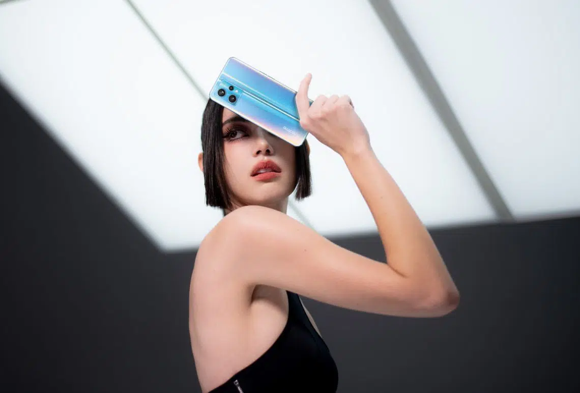 realme 9 Pro+ เพื่อนคู่ใจ Capture The Light บนเส้นทาง ‘ใหม่ – ดาวิกา โฮร์เน่’