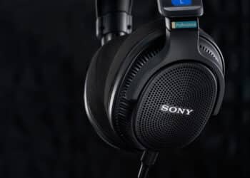 Sony Thai เปิดตัวรุ่นใหม่ นำโดยหูฟัง MDR-MV1 สตูดิโอมอนิเตอร์แบบเปิด ที่ได้รับการออกแบบมาสำหรับซาวด์เอ็นจิเนียร์และผู้ผลิตผลงานเพลงมืออาชีพ