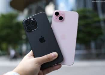 พรีวิว iPhone 15 Pro Max สี Black Titanium และ iPhone 15 Plus สีชมพู Pink เครื่องศูนย์ไทย