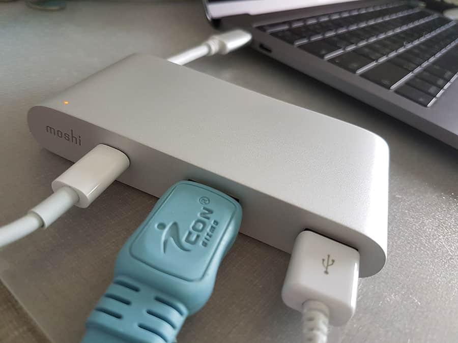 USB-C Multiport Adapter จาก Moshi